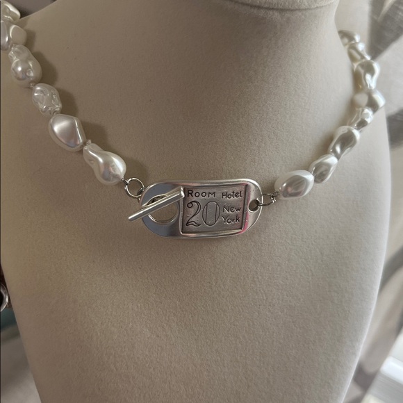 Saloré Jewelry - The Room 20 Set — A Story Worth Wearing ✨